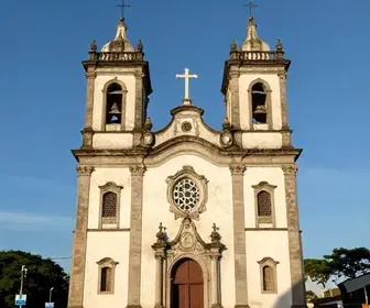 Descubra a Catedral de Nossa Senhora da Penha: Um Patrimônio Religioso no Crato Descubra a Catedral de Nossa Senhora da Penha: Um Patrimônio Religioso no Crato