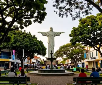 Praça Cristo Rei: Um Espaço de Cultura e Lazer no Crato Praça Cristo Rei: Um Espaço de Cultura e Lazer no Crato